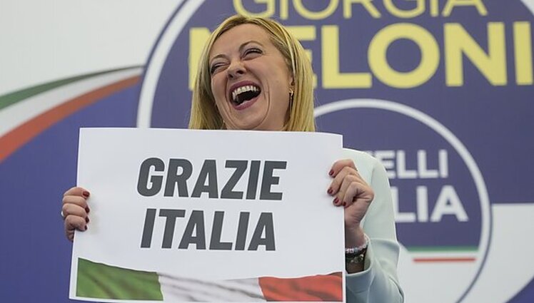 Žinios. Italijoje balsavusiųjų apklausos rodo, kad pirmąją vietą užėmė „Italijos brolių“ partija