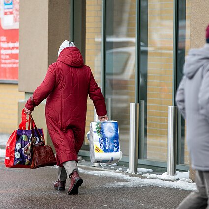 Aukso amžius. Lietuvą apima vartojimo krizė