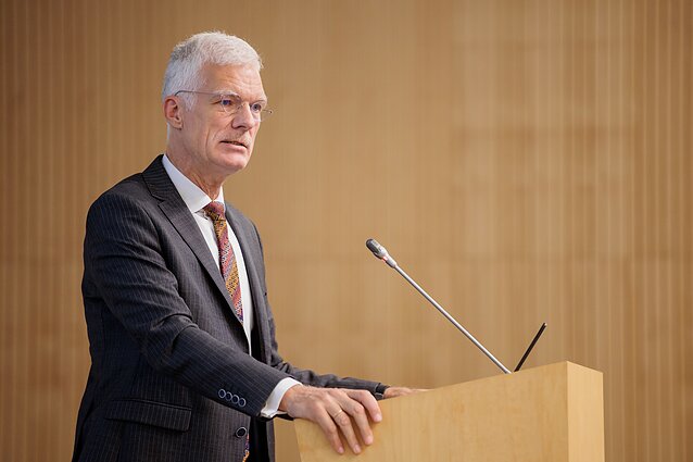 Ekonominio bendradarbiavimo ir plėtros organizacijos (EBPO) švietimo ir profesinių gebėjimų reikalų direktorius Andreas Schleicheris