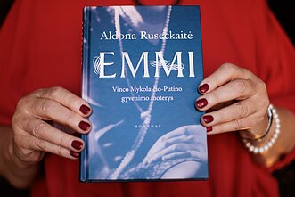 Aldonos Ruseckaitės knygos „EMMI“ sutiktuvės Rašytojų klube Aldonos Ruseckaitės knygos „EMMI“ sutiktuvės Rašytojų klube