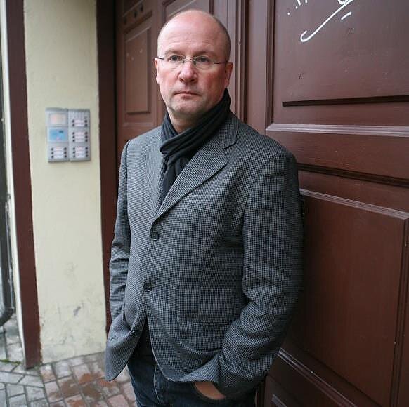 S. Paškevičius, VDA Grafinio dizaino katedros vedėjas prof. Audrius Klimas.