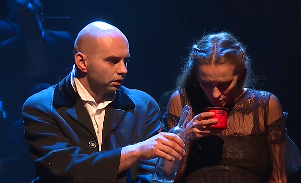 Klaipėdos dramos teatre – pirmoji sezono premjera: spektaklis apie įvairius meilės atspalvius