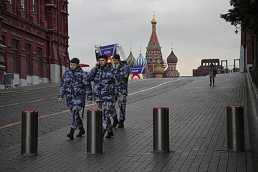 Žinios. Politologas: aneksuodamas Ukrainos teritorijas Kremlius bando politinėmis priemonėmis spręsti karines problemas