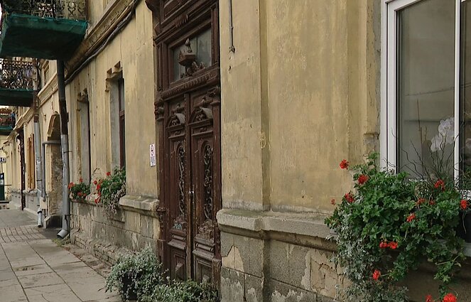 Ne tik praverti, bet ir įvertinti: renkamsos gražiausios medinės Vilniaus durys
