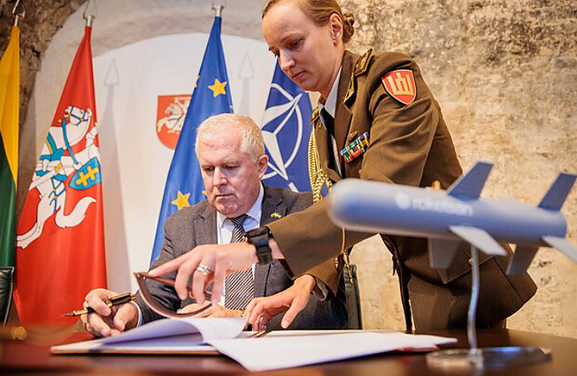 Lietuvos ir Lenkijos dovana Ukrainai – dronai kamikadzės: Ukrainą pasieks per kelis mėnesius
