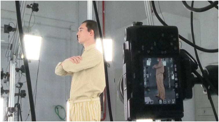 Didžiausioje pasaulio spintoje – kostiumai iš populiariausių kino juostų: įmonės vadovas teigia, kad pradeda trūkti vietos