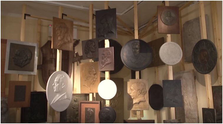 J. Zikaro namų paslaptys