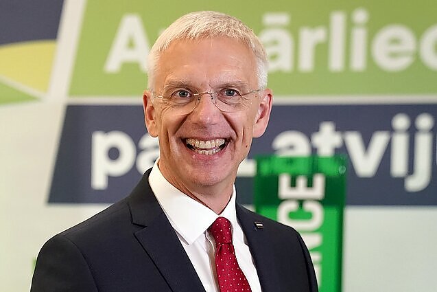 Žinios. Latvijoje parlamento rinkimus laimėjo dabartinio premjero Krišjanio Karinio centro dešiniųjų partija