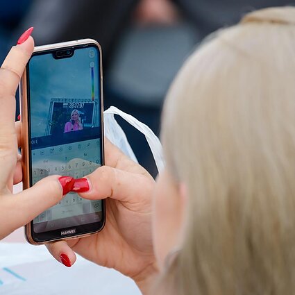 Lietuvos diena. 5G ryšys Lietuvoje: nauda, šnipinėjimas, bangų poveikis sveikatai