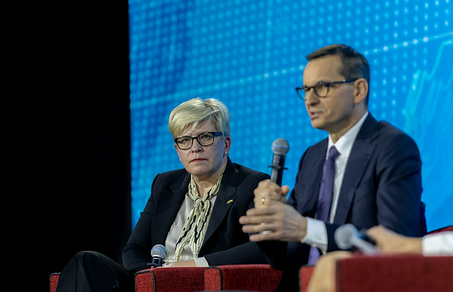 Panorama. Rusijai grasinant branduoliniu ginklu, Lietuvos ir Lenkijos premjerai ragina nesileisti gąsdinamiems: tai – viščiuko žaidimas