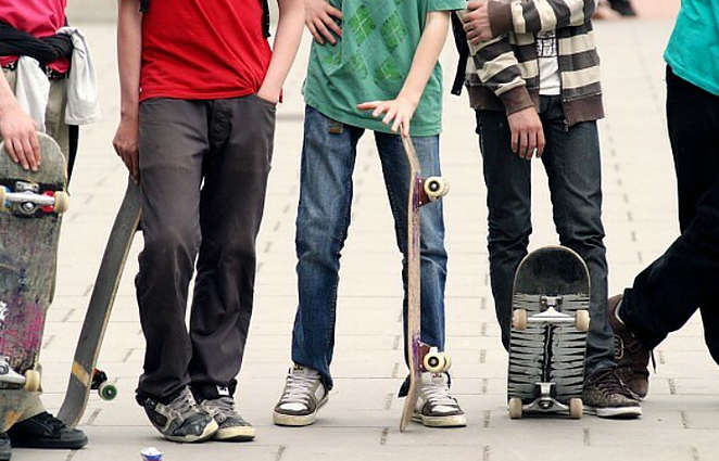 Paauglių svaiginimasis aerozoliais: Priklausomybės ligų centras patvirtino sulaukiantis vis daugiau sunerimusių tėvų skambučių