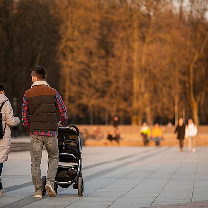 60 minučių. Ką daryti, kad vaikai netaptų besiskiriančių tėvų pykčių įkaitais?