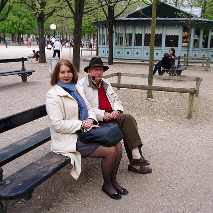 Pirmas sakinys. Regina Rudaitytė ir Romualdas Lankauskas. Gyvenimas rašytojų name