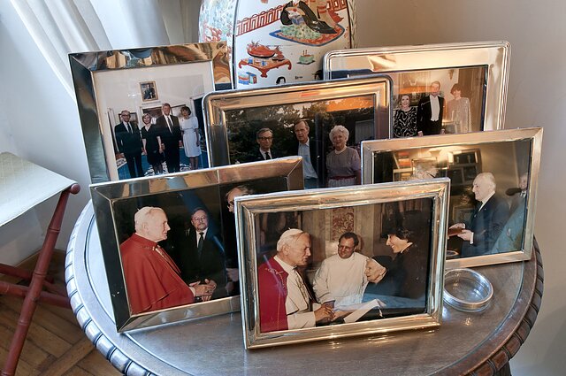 Namas, kuriame gyveno Stasys ir Vincenta Lozoraičiai, o vėliau Stasys Lozoraitis jaunesnysis ir Daniela D‘Ercole Lozoraitienė.  1970–1991 m. čia veikė Lietuvos atstovybė prie Šv. Sosto (Via Po 40, Roma) 