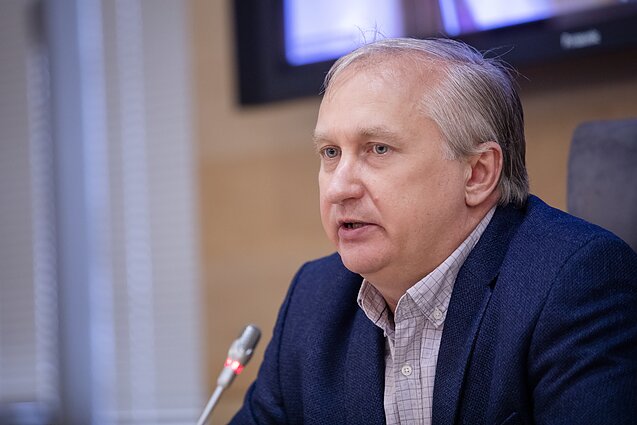Павел Сапелко