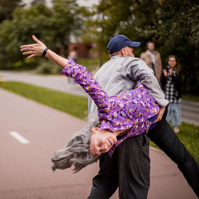 J. Stacevičiaus / LRT nuotr., Šokio ekskursija „Einu pirkti pieno“