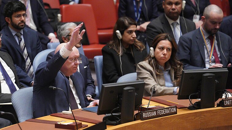 Žinios. Ukrainos ambasadorius JT: Rusijos delegacija Generalinėje Asamblėjoje po savęs palieka degančių žmonių kūnų kvapą