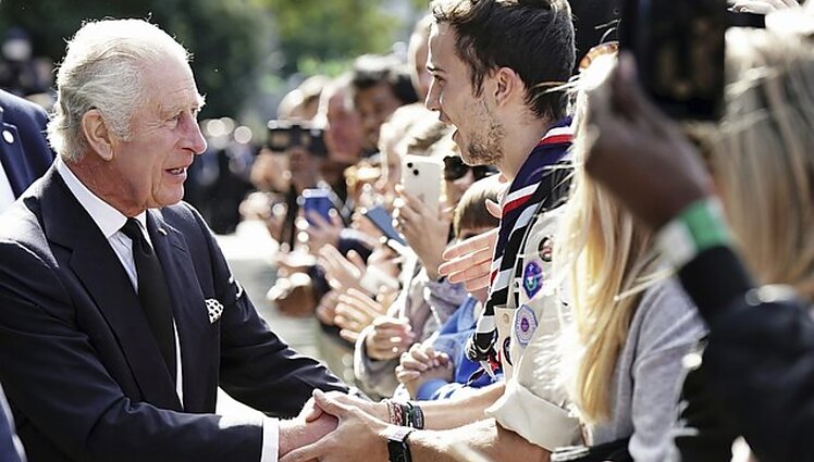 Oficialu: Karolis III bus karūnuotas gegužės 6-ąją