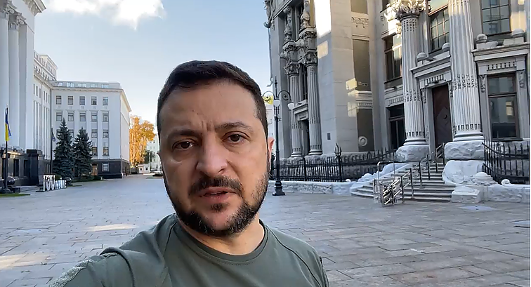 Žinios. Zelenskis į naują Rusijos teroro bangą paragino atsakyti naujomis sankcijomis ir parama Kyjivui