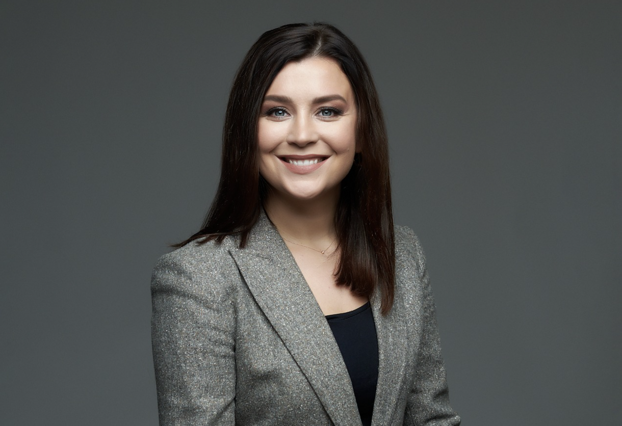 R. Medvedeva