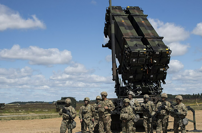 Prie iniciatyvos „Europos dangaus skydas“ prisijungė ir Lietuva: siekia greitai sudaryti sandorius dėl oro gynybos sistemų