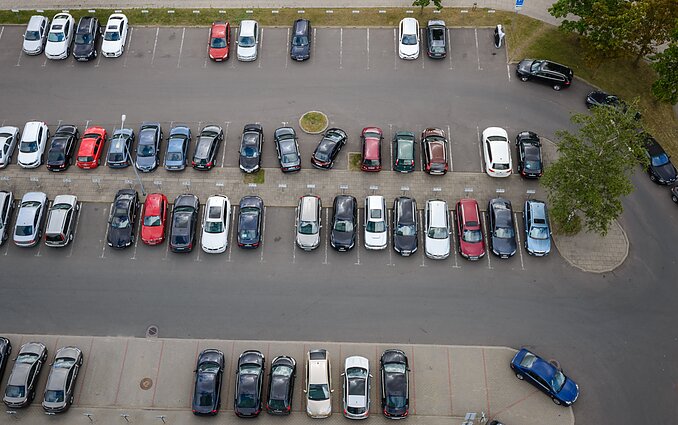 Automobilių stovėjimo aikštelė Automobilių stovėjimo aikštelė