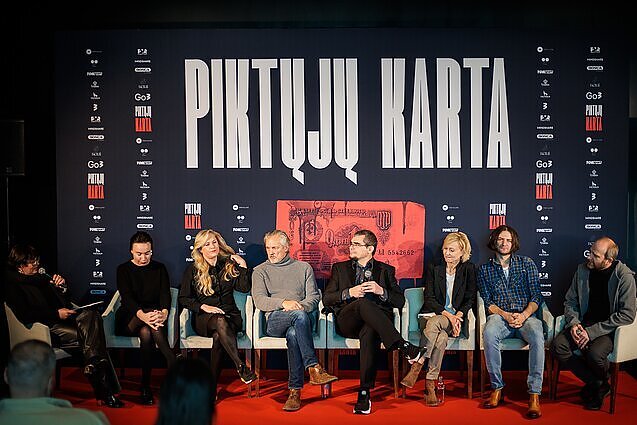 Kino naujienos: į ekranus su filmu „Piktųjų karta“ grįžta režisierius Vėlyvis
