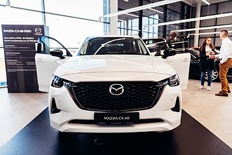 „Mazda CX-60“ „Mazda CX-60“