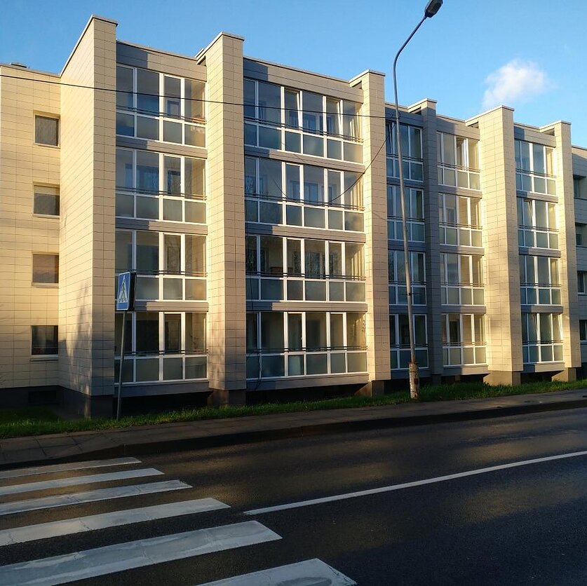 Renovuotas Varnių daugiabutis