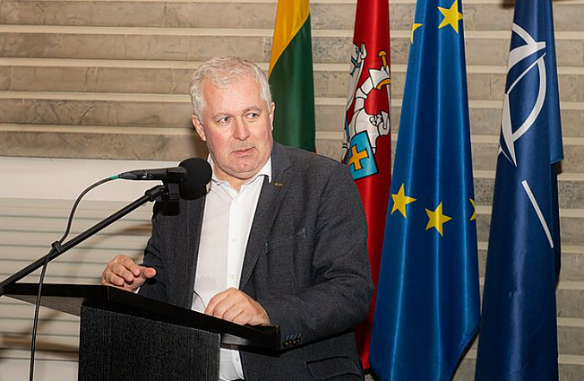 Laba diena, Lietuva. Kalpokas: Anušauskas susiduria su išaugusio populiarumo pasekmėmis – didesniu dėmesiu