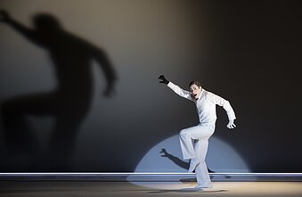 Roberto Wilsono spektaklis „Dorianas“