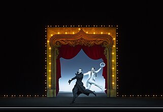 Roberto Wilsono spektaklis „Dorianas“