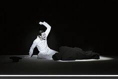 Roberto Wilsono spektaklis „Dorianas“