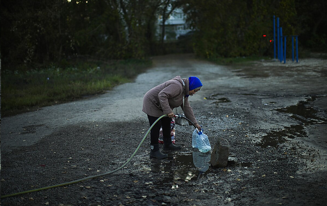 Žinios. Ukraina perspėja apie Maskvos planus susprogdinti hidroelektrinę Chersone
