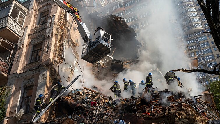 Antanaitis: sprogdinti branduolinę bombą virš Chersono logikos nėra