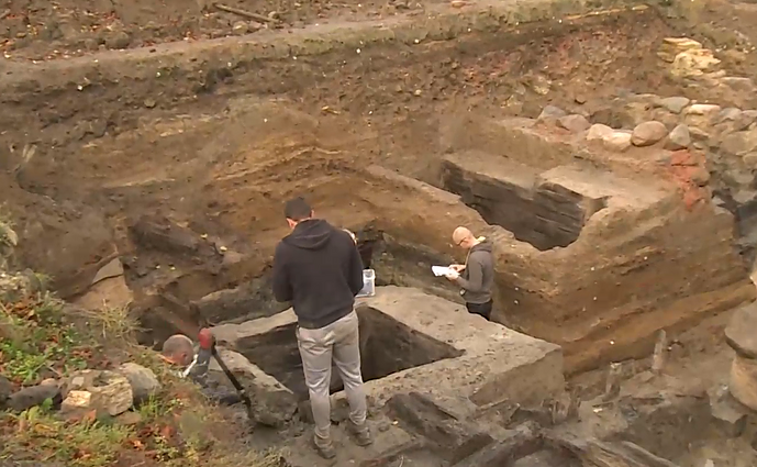 Klaipėdos Šv. Jono bažnyčios vietoje aptiktas svarbus radinys, planuojama iškelti ir šulinį