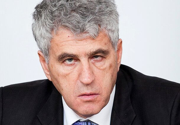 Леонид Гозман