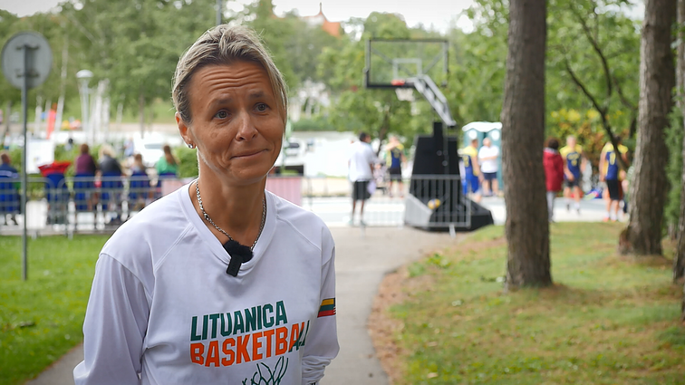 Larana Čikagoje treniruoja jaunuosius lietuvių krepšininkus: tai – ne dėl pinigų, o iš meilės krepšiniui