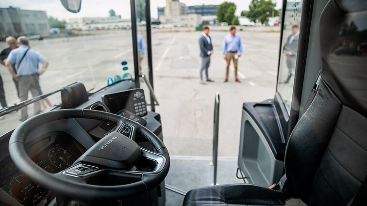 Panorama. Regionuose populiarėja nemokamas viešasis transportas, didmiesčiai dėl sprendimo neskuba (su vert. į gestų k.)