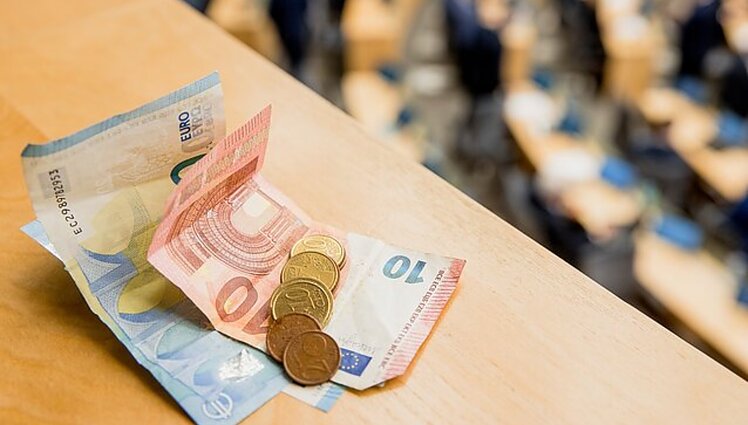 Žinios. Kultūros atstovai prašo, kad PVM lengvata būtų taikoma ne tik atlikėjams, bet visiems kūrėjams