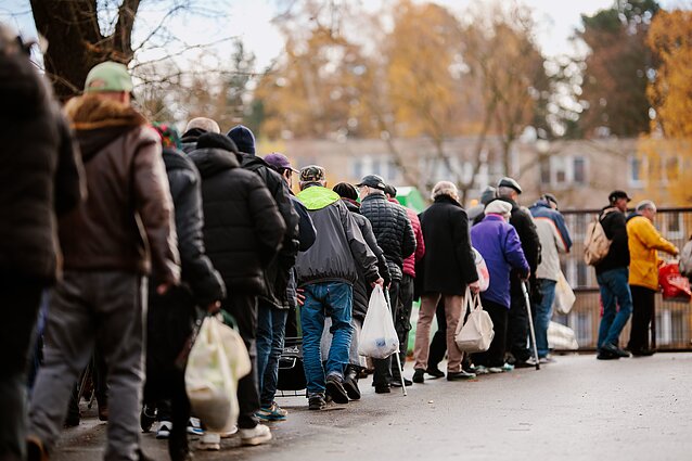 Šalyje neslūgstant infliacijai, vis daugiau gyventojų patiria finansinių sunkumų, kai kuriems sunku įpirkti maisto produktų. Šalyje neslūgstant infliacijai, vis daugiau gyventojų patiria finansinių sunkumų, kai kuriems sunku įpirkti maisto produktų.