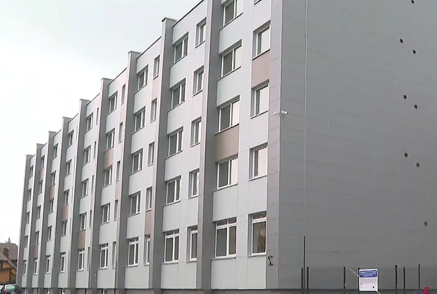 Bendrabutis Panevėžyje paverstas socialiniu daugiabučiu: ateityje planuoja panaudoti ir kitus nebenaudojamus miesto pastatus