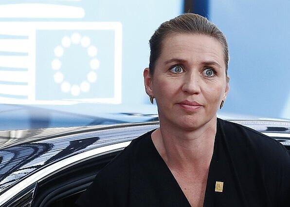 Užsitikrinę minimalią persvarą Danijos kairieji išsilaikė valdžioje: tikina norintys suburti plačią koaliciją