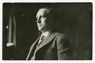 Antanas Sutkus – Lietuvos Valstybės radiofono direktorius. 1929–1934 m. Antanas Sutkus – Lietuvos Valstybės radiofono direktorius. 1929–1934 m.