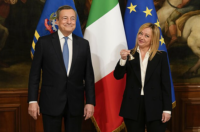 Meloni Briuselyje sieks parodyti, kad Italija yra patikima partnerė: pagrindinė tema – energetinė krizė