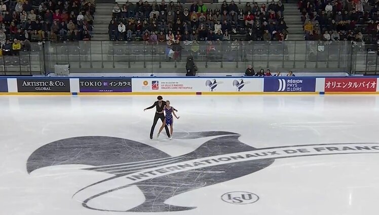 Pasaulio dailiojo čiuožimo Prancūzijos „Didysis prizas“. Šokiai ant ledo. Ritminė programa