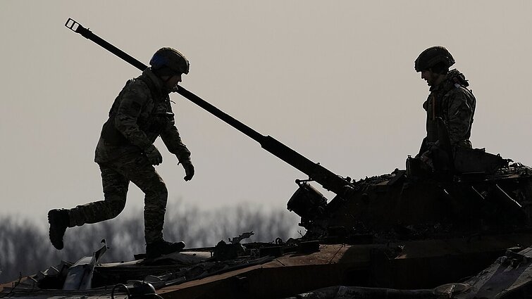 Zelenskis: nuožmiausios kovos tebevyksta Donbase, tačiau nepamiršime nė vieno Ukrainos kampelio