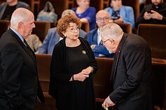 Pasaulio tautų teisuolių apdovanojimai Vyriausybėje