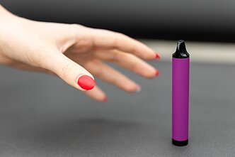 Vienkartinė elektroninė cigaretė Vienkartinė elektroninė cigaretė