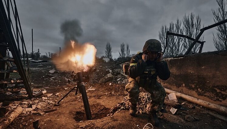 Karo analitikas: rusai siekia padaryti pauzę ar bent pereiti į apkasų stadiją, kad galėtų paruošti specialius karius